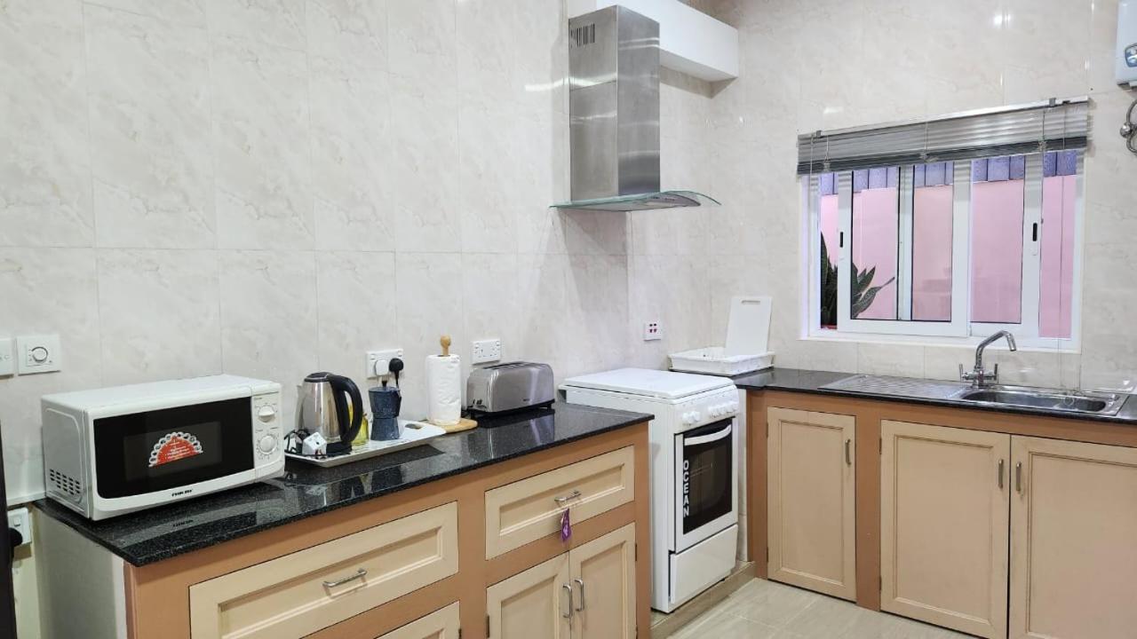 Green Self-Catering Apartment Beau Vallon  Exterior photo