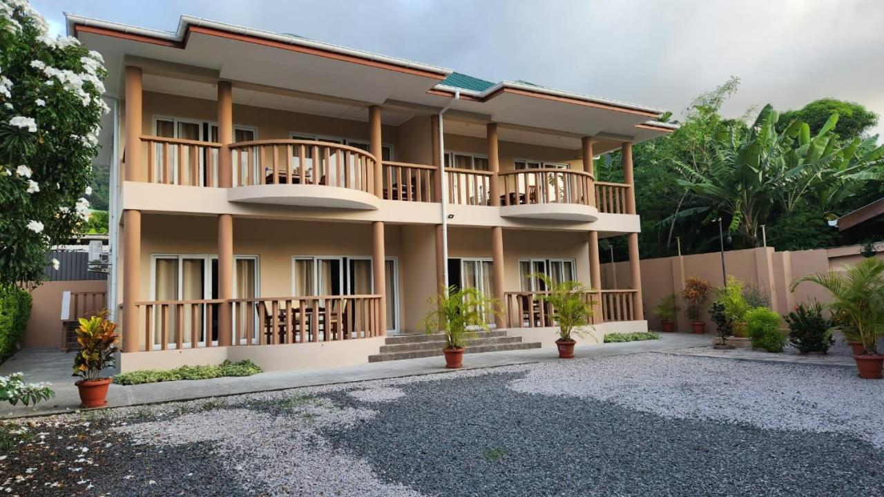 Green Self-Catering Apartment Beau Vallon  Exterior photo